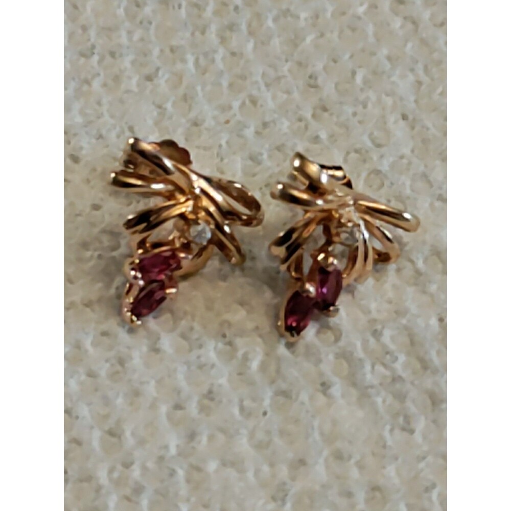 14 K Diamond & Ruby Bow Earrings 2 Grams TW